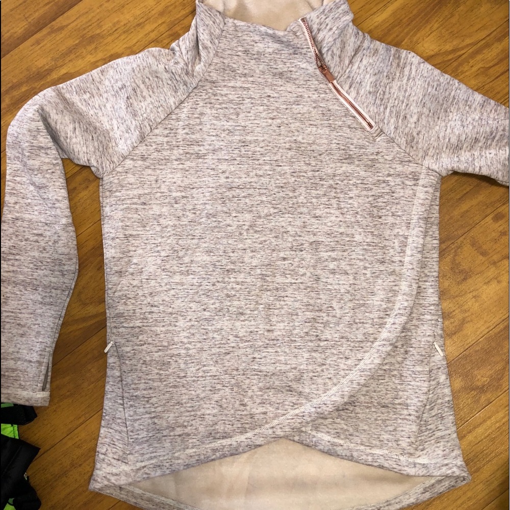 Athleta top